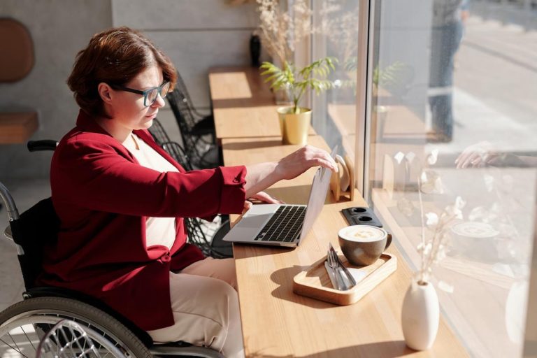 Dofinansowanie na dostosowanie miejsca pracy dla osoby niepełnosprawnej
